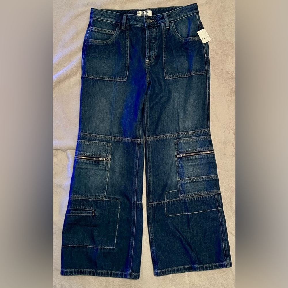 NWT We The Free Women's Dark Blue Cargo Wide-Leg Jeans